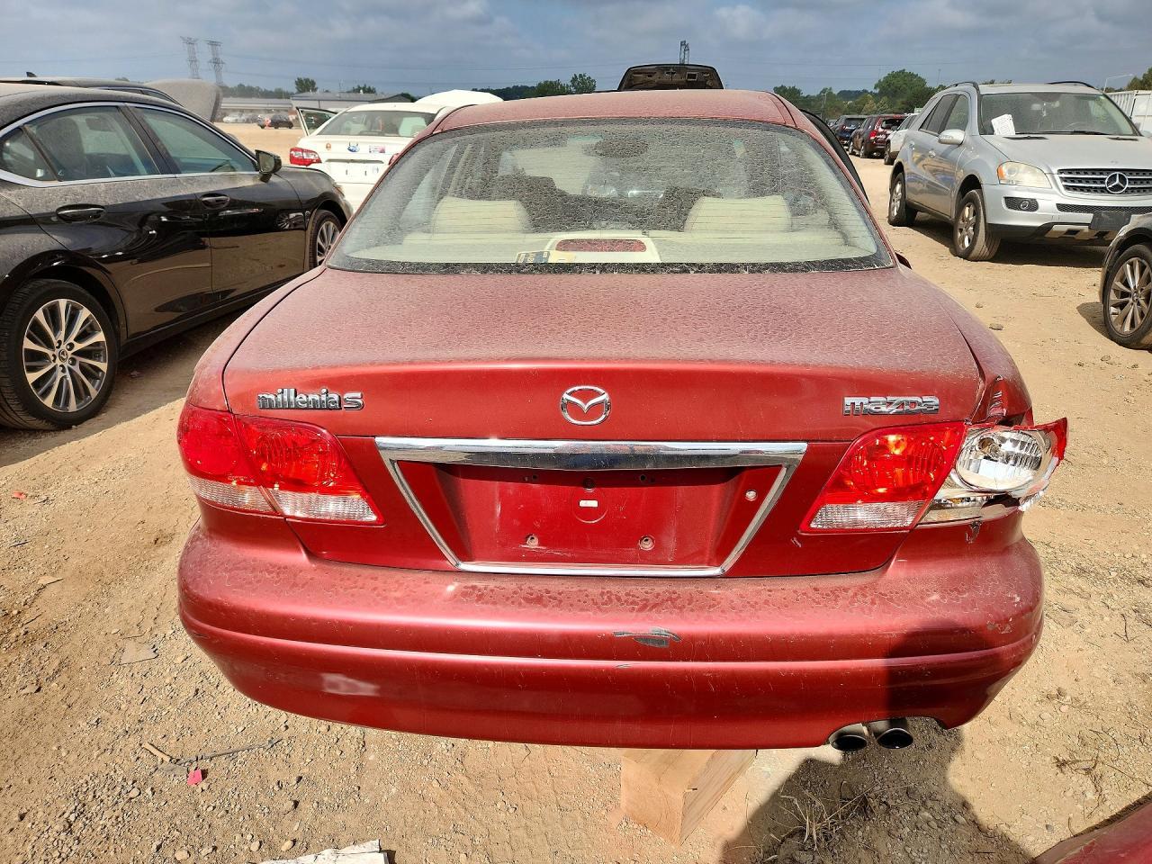 2002 Mazda Millenia S - Image 6