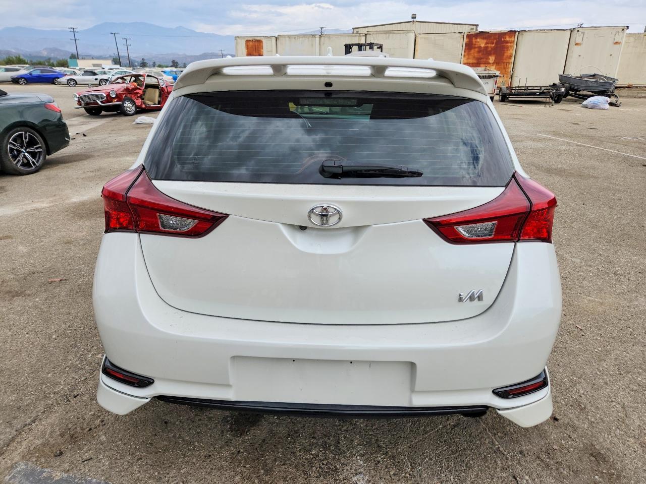 2017 Toyota Corolla Im Base - Image 6