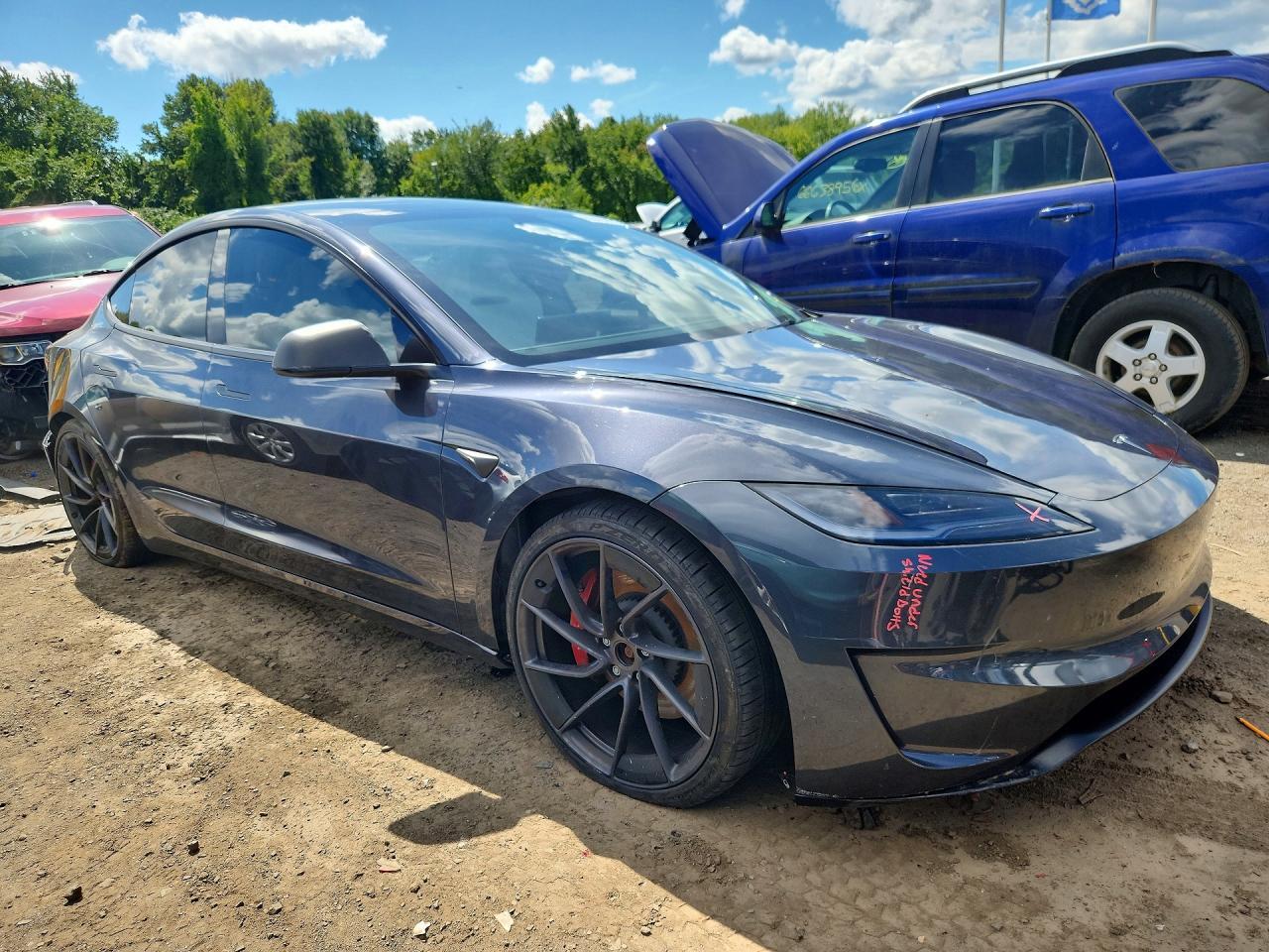 2024 Tesla Model 3 - Фото 4