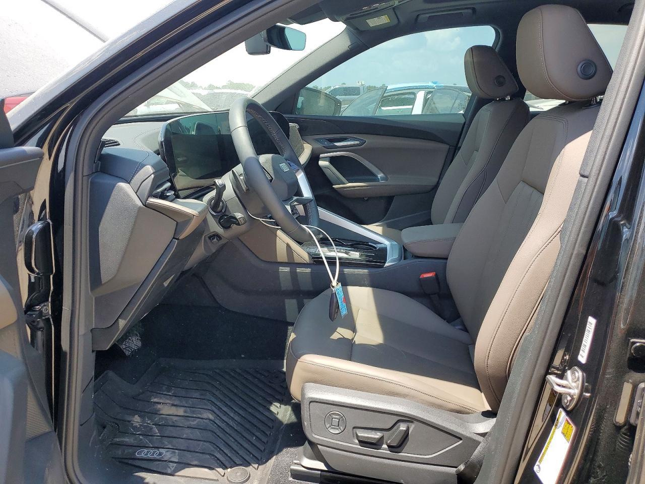 2026 Audi Q5 Premium - Фото 7