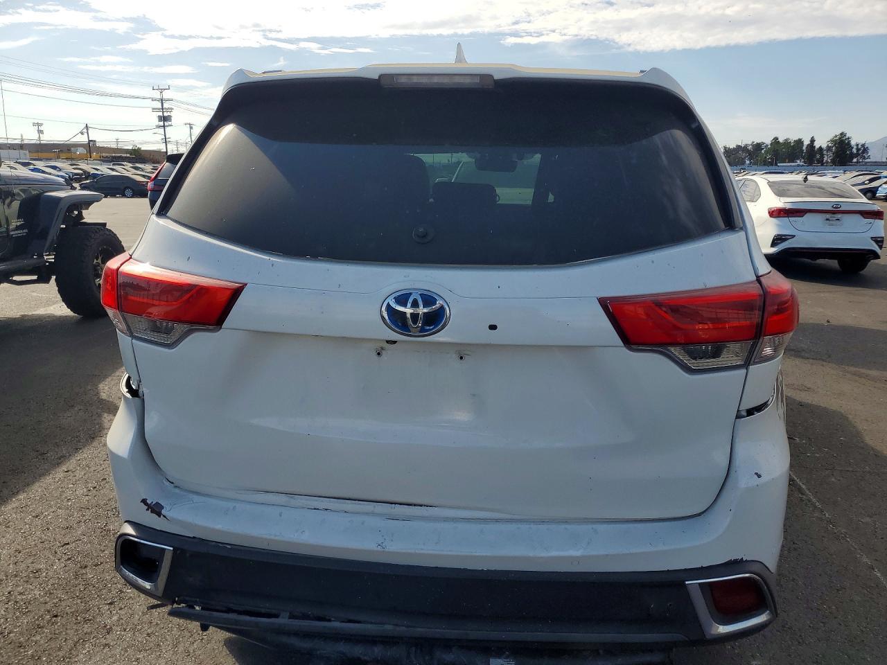 2017 Toyota Highlander Hybrid Limited Platinum - Фото 6