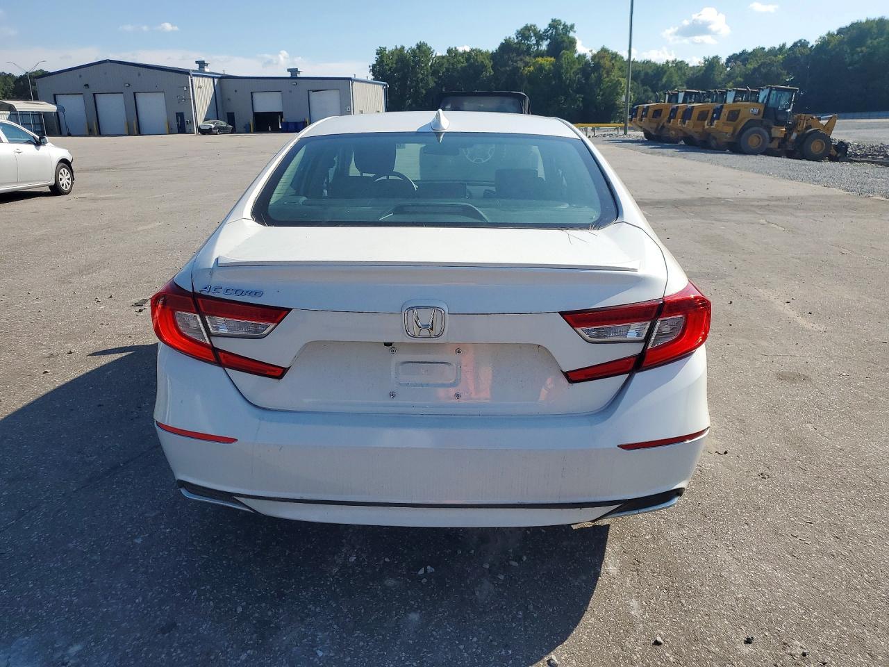 2020 Honda Accord Lx - Image 6