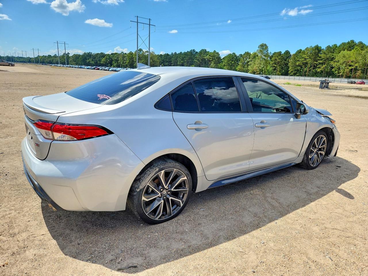 2022 Toyota Corolla Se - Фото 3