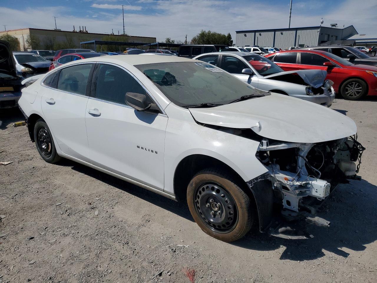 2019 Chevrolet Malibu Rs - Image 4