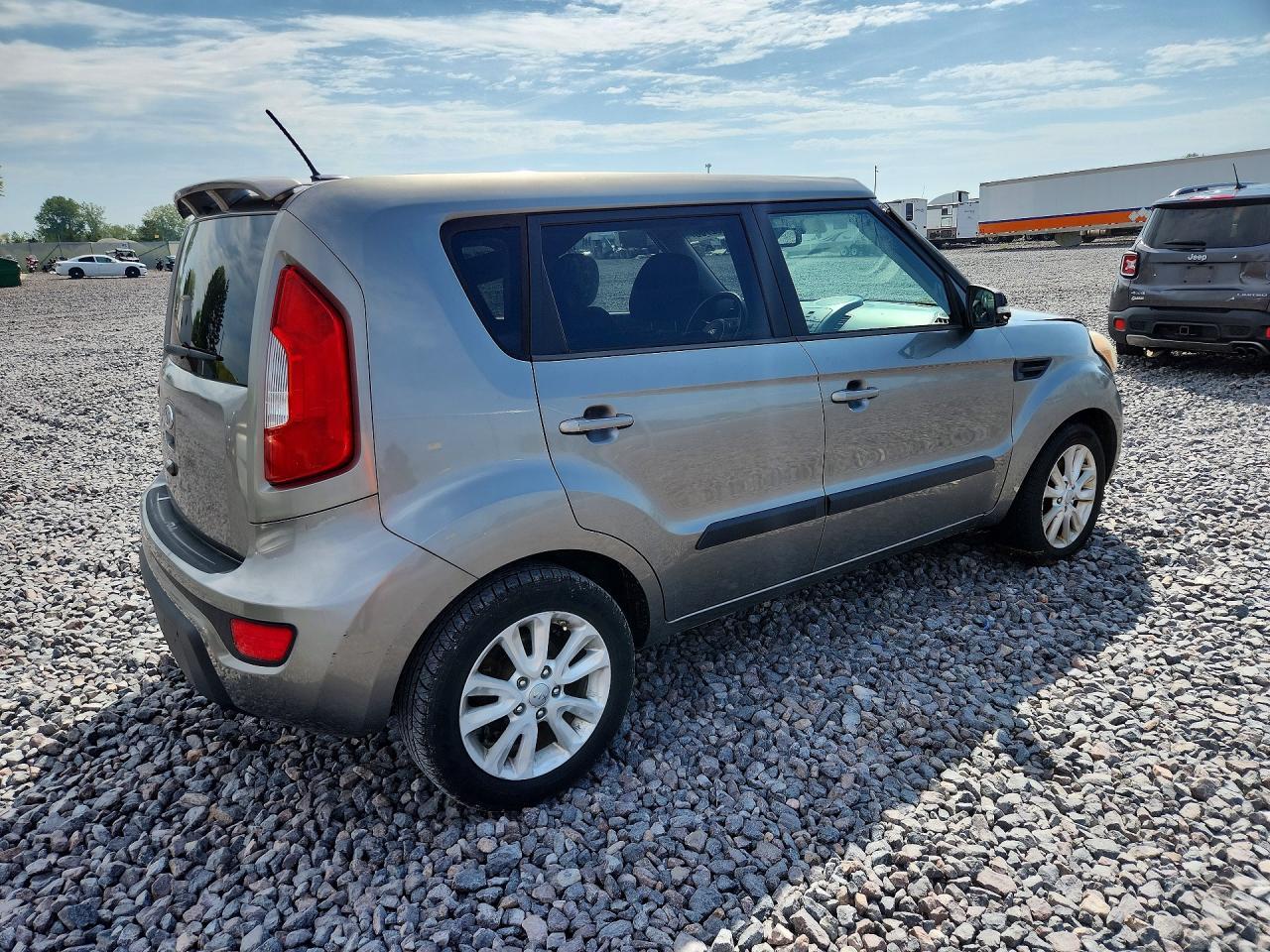 2012 Kia Soul + - Фото 3
