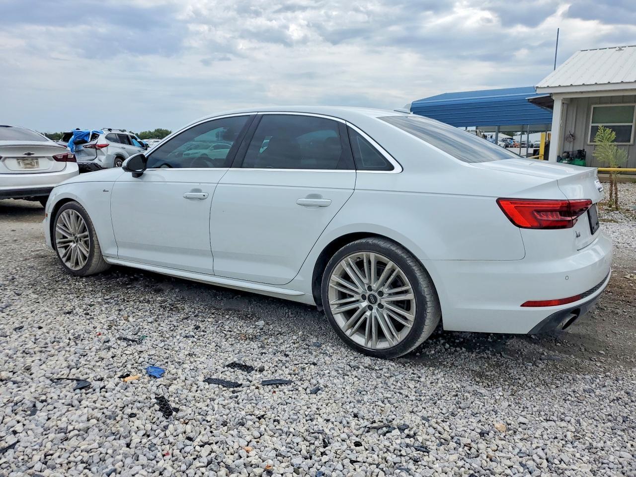 2017 Audi A4 Prestige - Фото 2