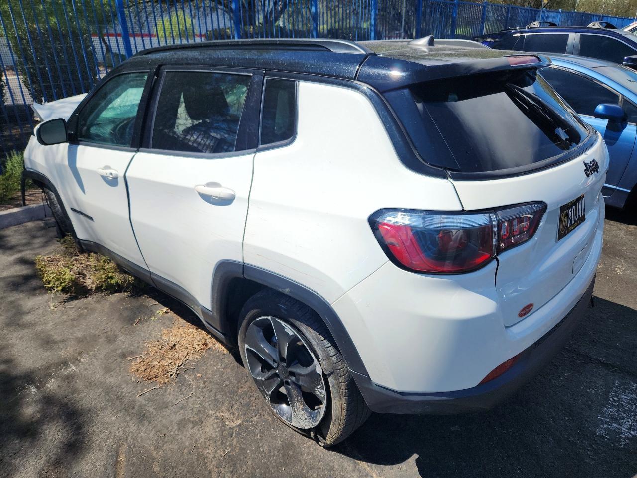 2021 Jeep Compass Latitude - Image 2