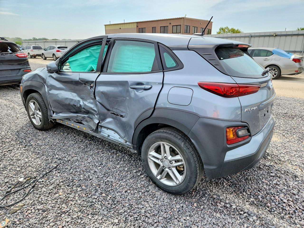 2021 Hyundai Kona Se - Image 2