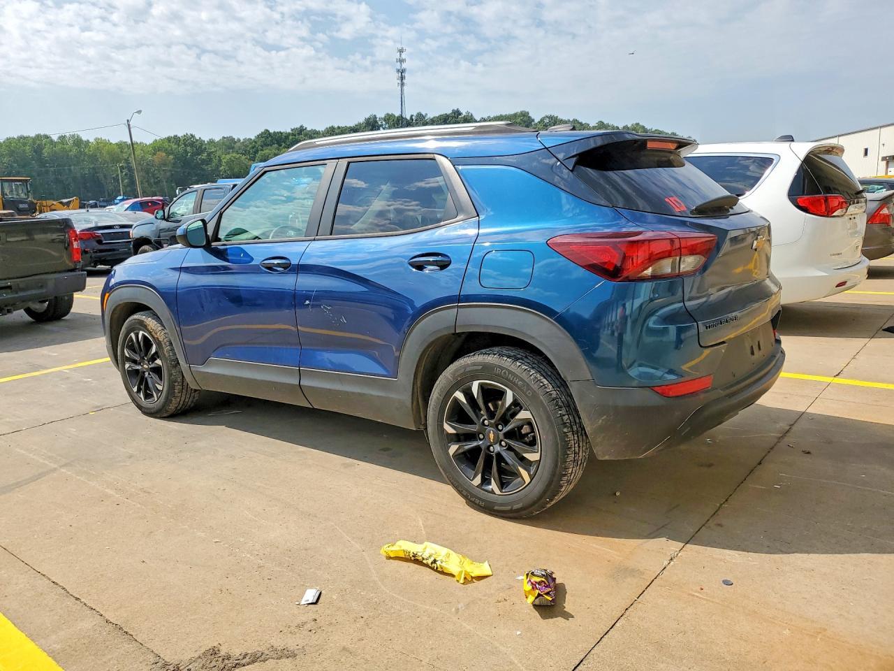 2021 Chevrolet Trailblazer Lt - Фото 2