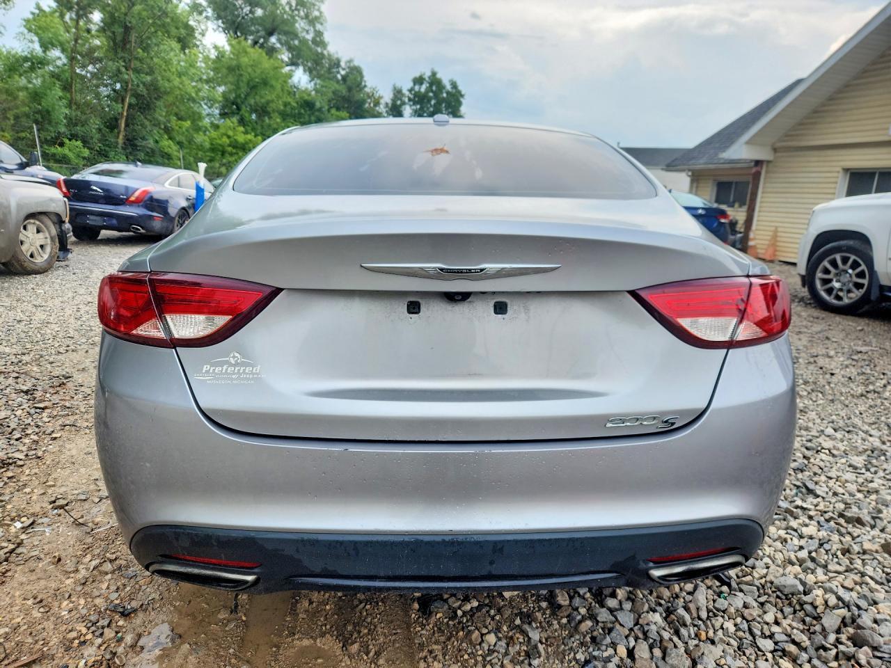 2015 Chrysler 200 S - Image 6