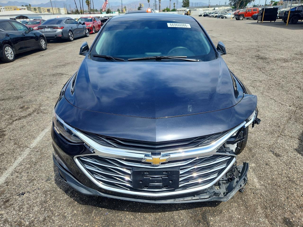 2023 Chevrolet Malibu Lt - Image 5