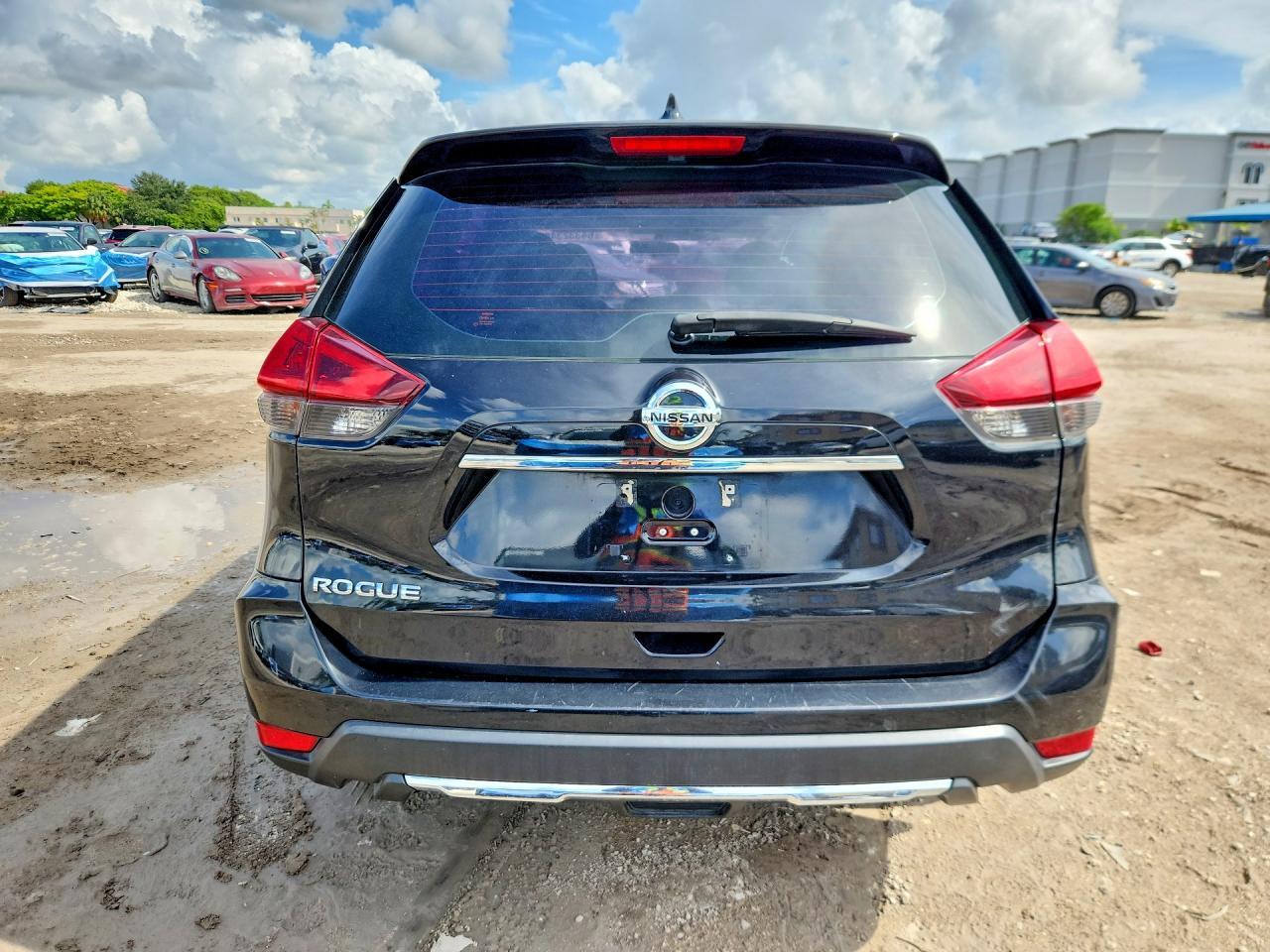 2018 Nissan Rogue S - Фото 6