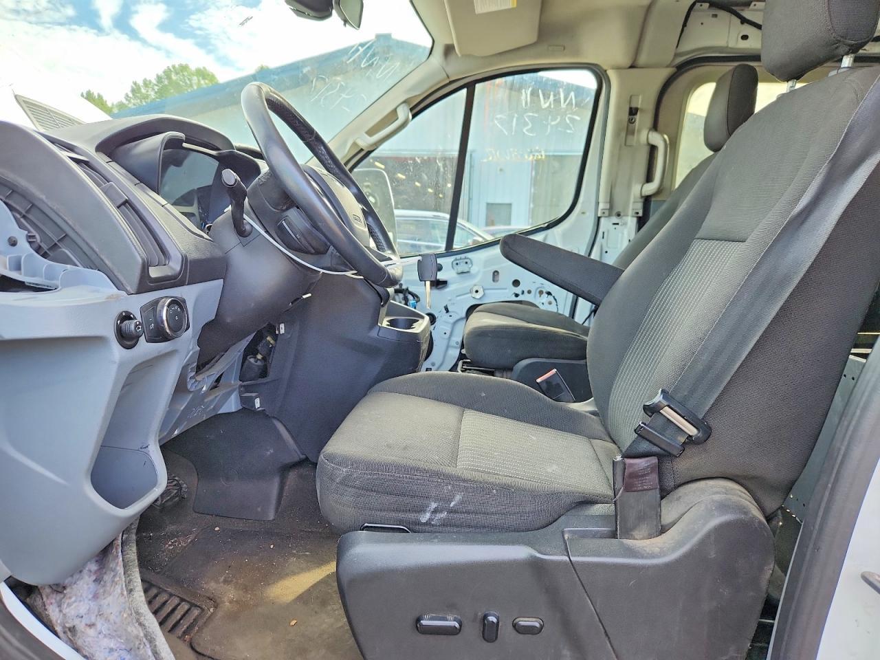 2015 Ford Transit T-350 - Image 7