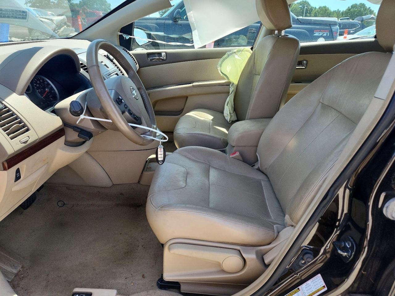 2010 Nissan Sentra 2.0 - Image 7