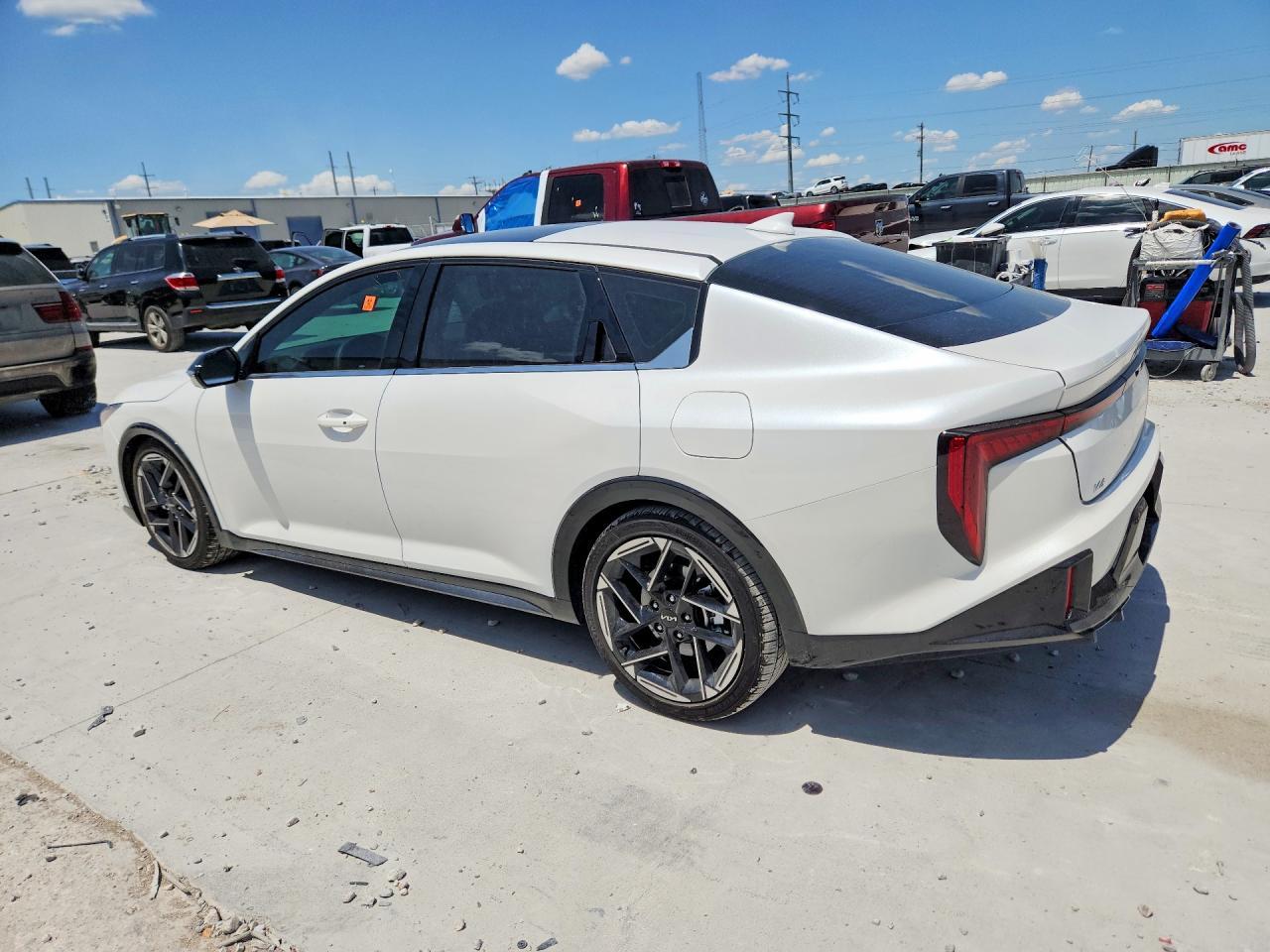 2026 Kia K4 Gt Line - Фото 2
