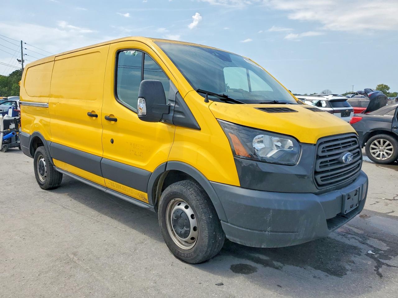 2017 Ford Transit T-250 - Image 4