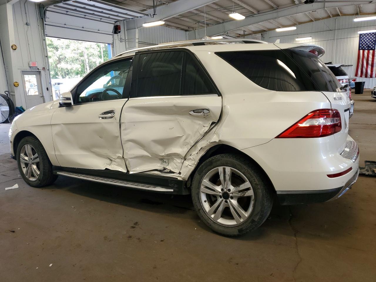 2013 Mercedes-Benz Ml 350 Bluetec - Image 2