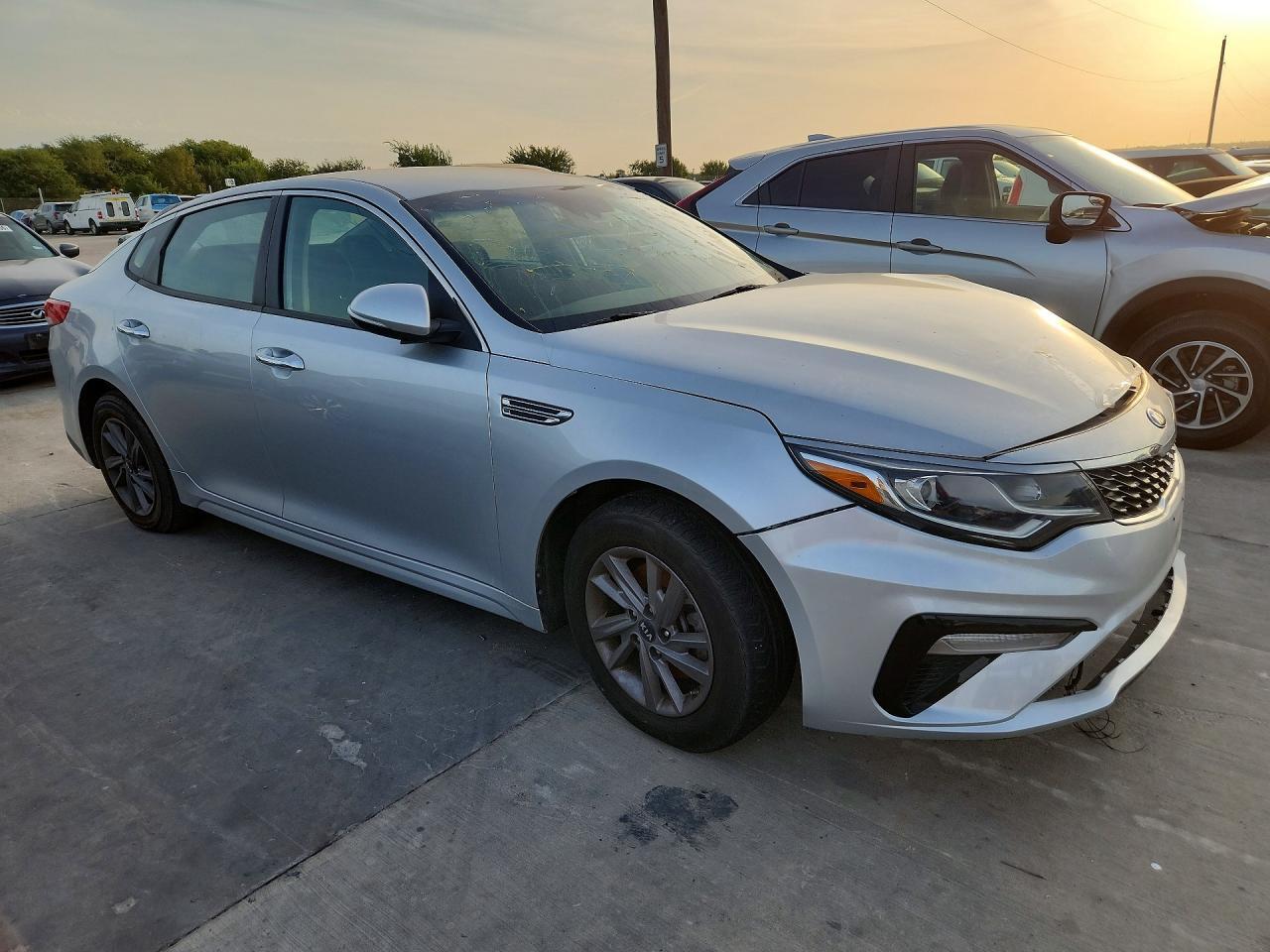 2020 Kia Optima Lx - Фото 4