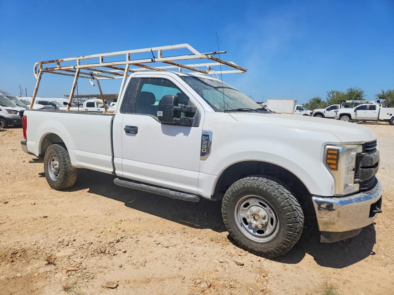 2018 Ford F250 Super Duty - Фото 4