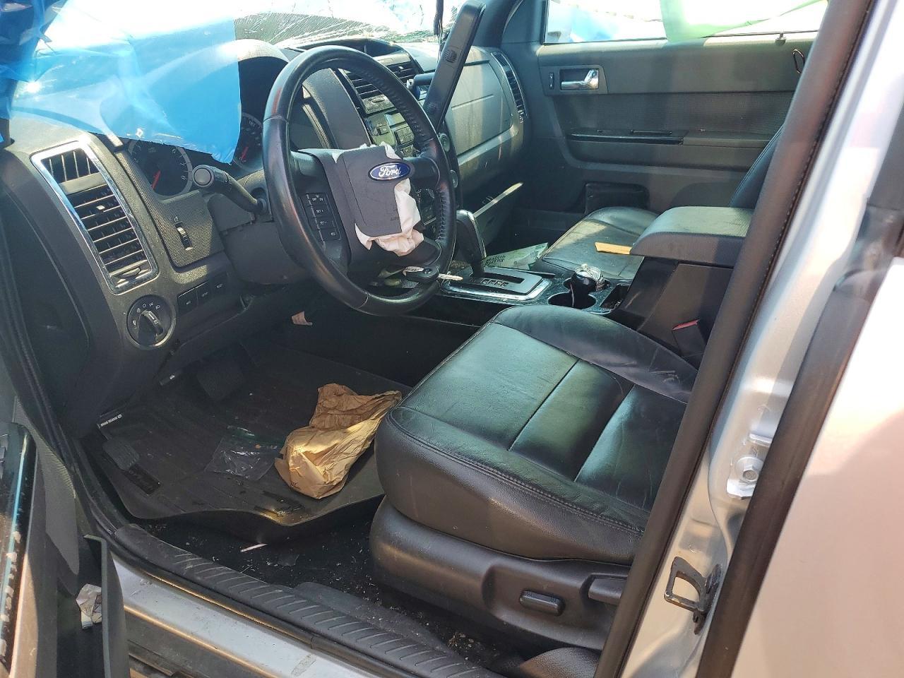 2010 Ford Escape Limited - Image 7