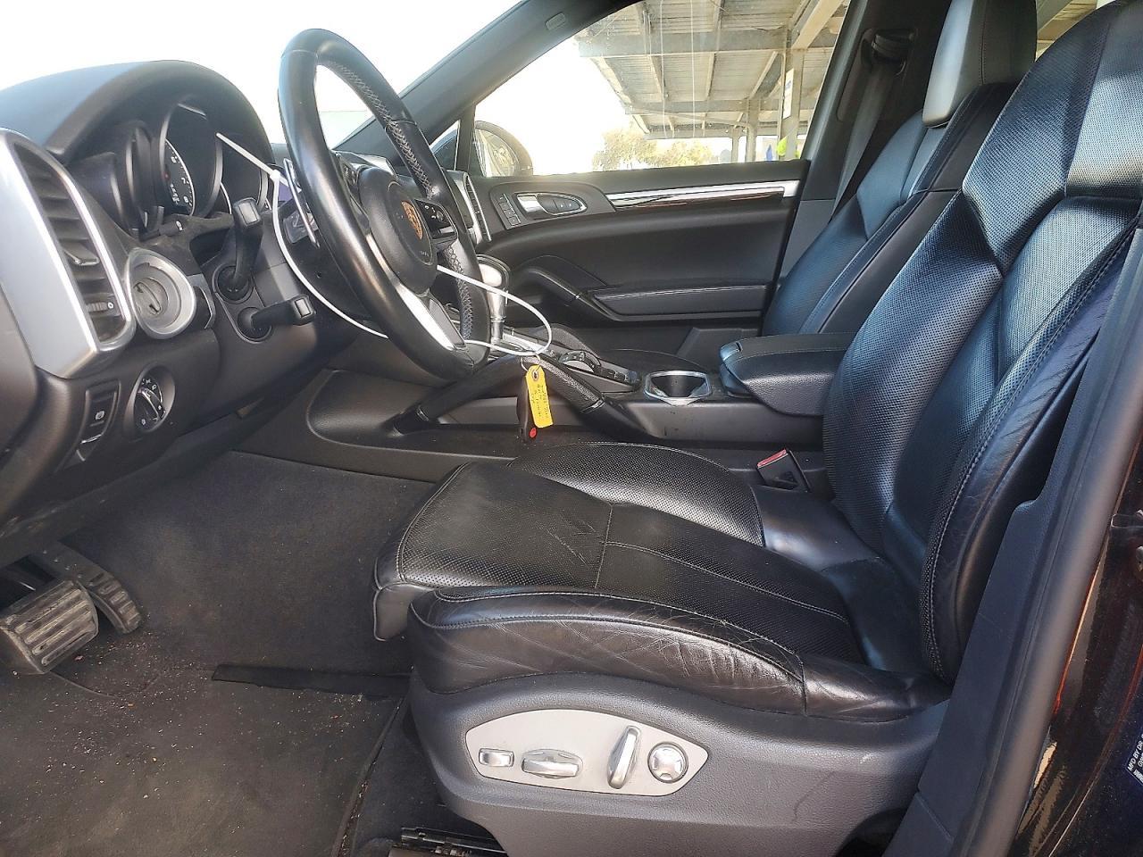 2016 Porsche Cayenne - Image 7