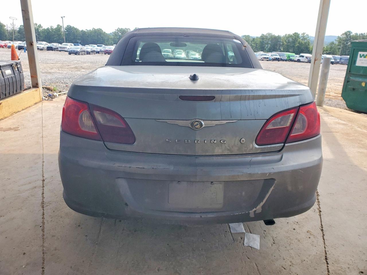2008 Chrysler Sebring - Image 6