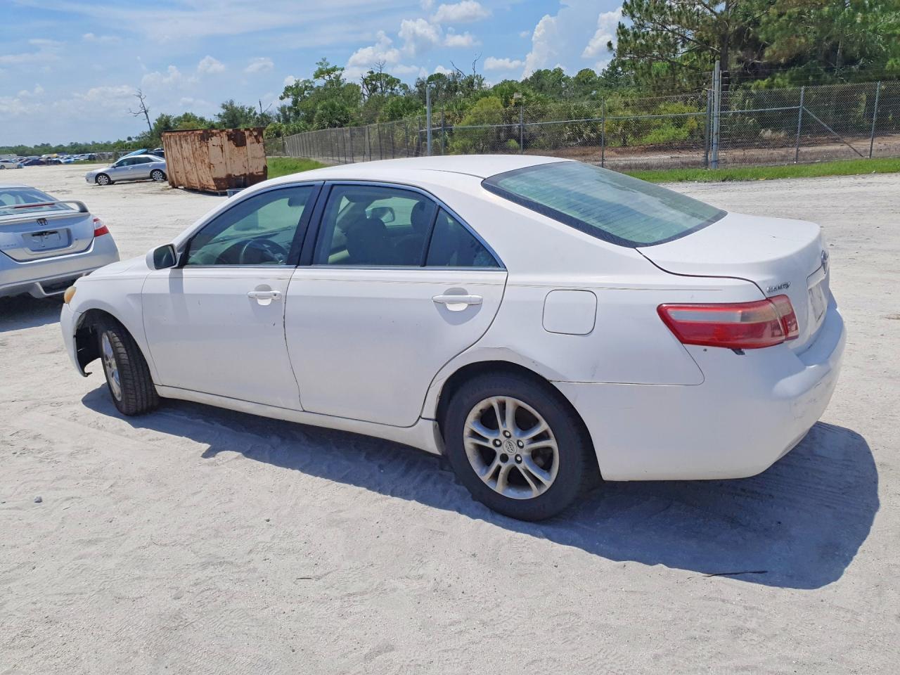 2008 Toyota Camry Base - Фото 2