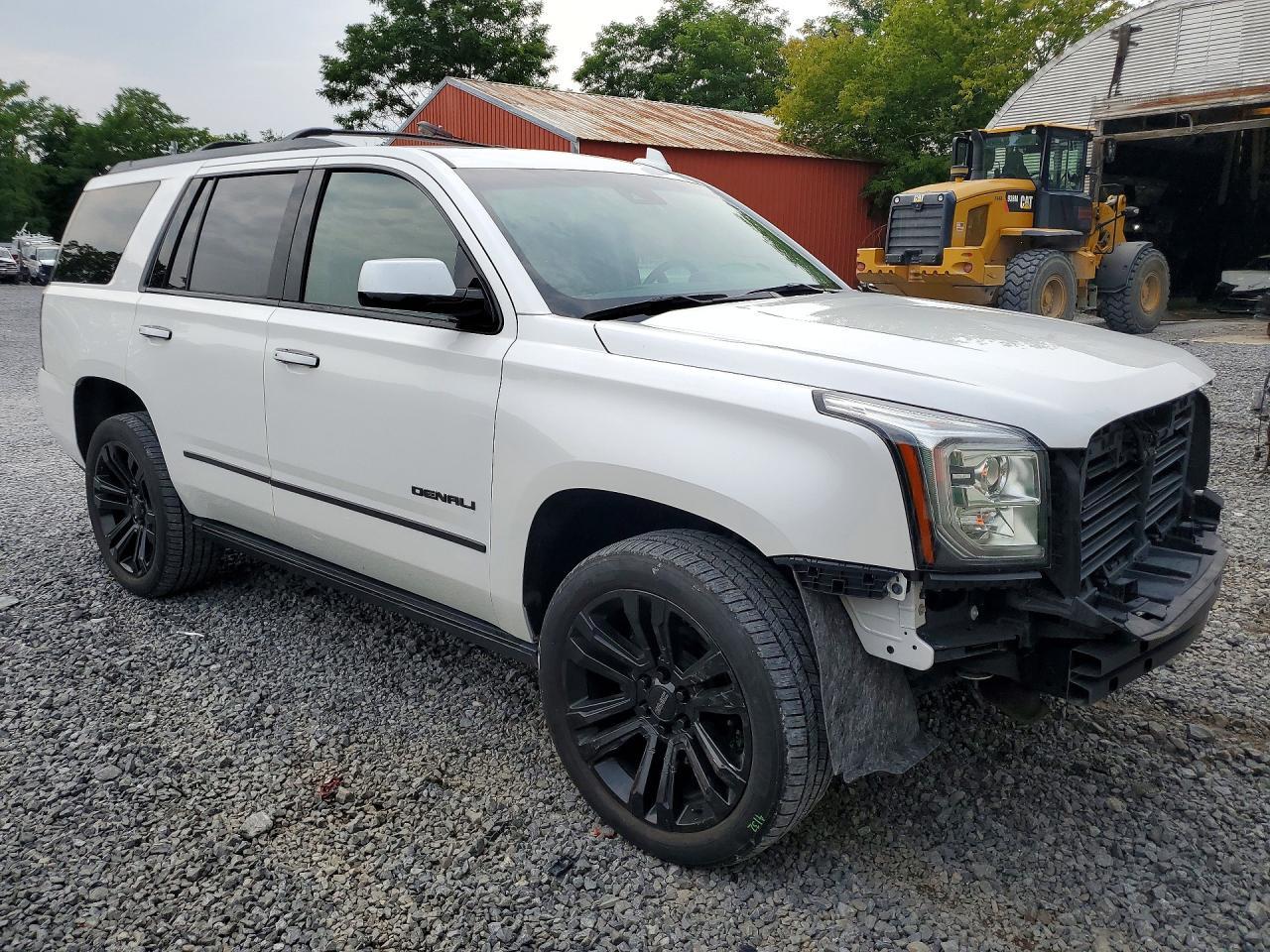 2019 GMC Yukon Denali - Фото 4