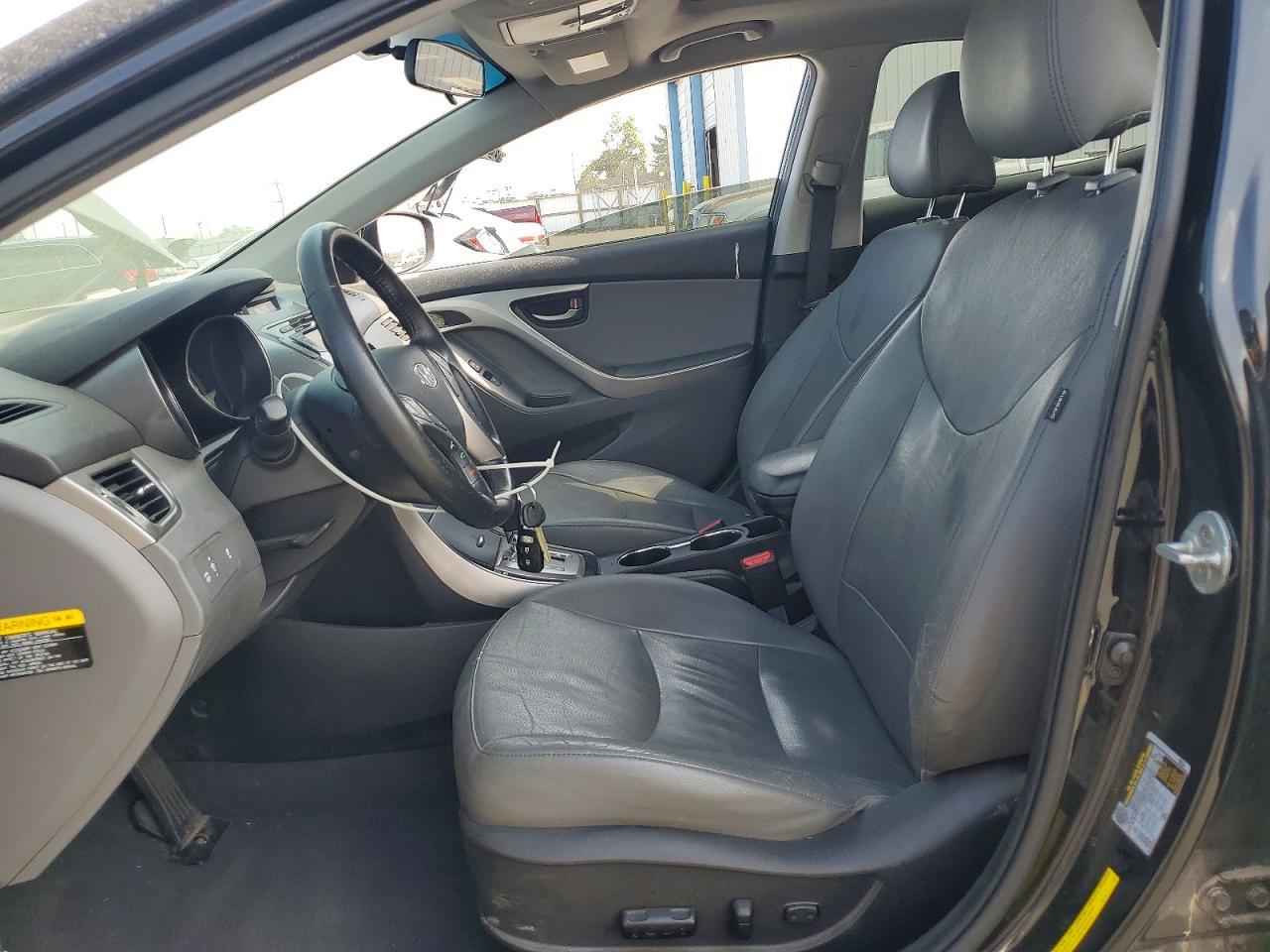 2013 Hyundai Elantra Limited - Image 7