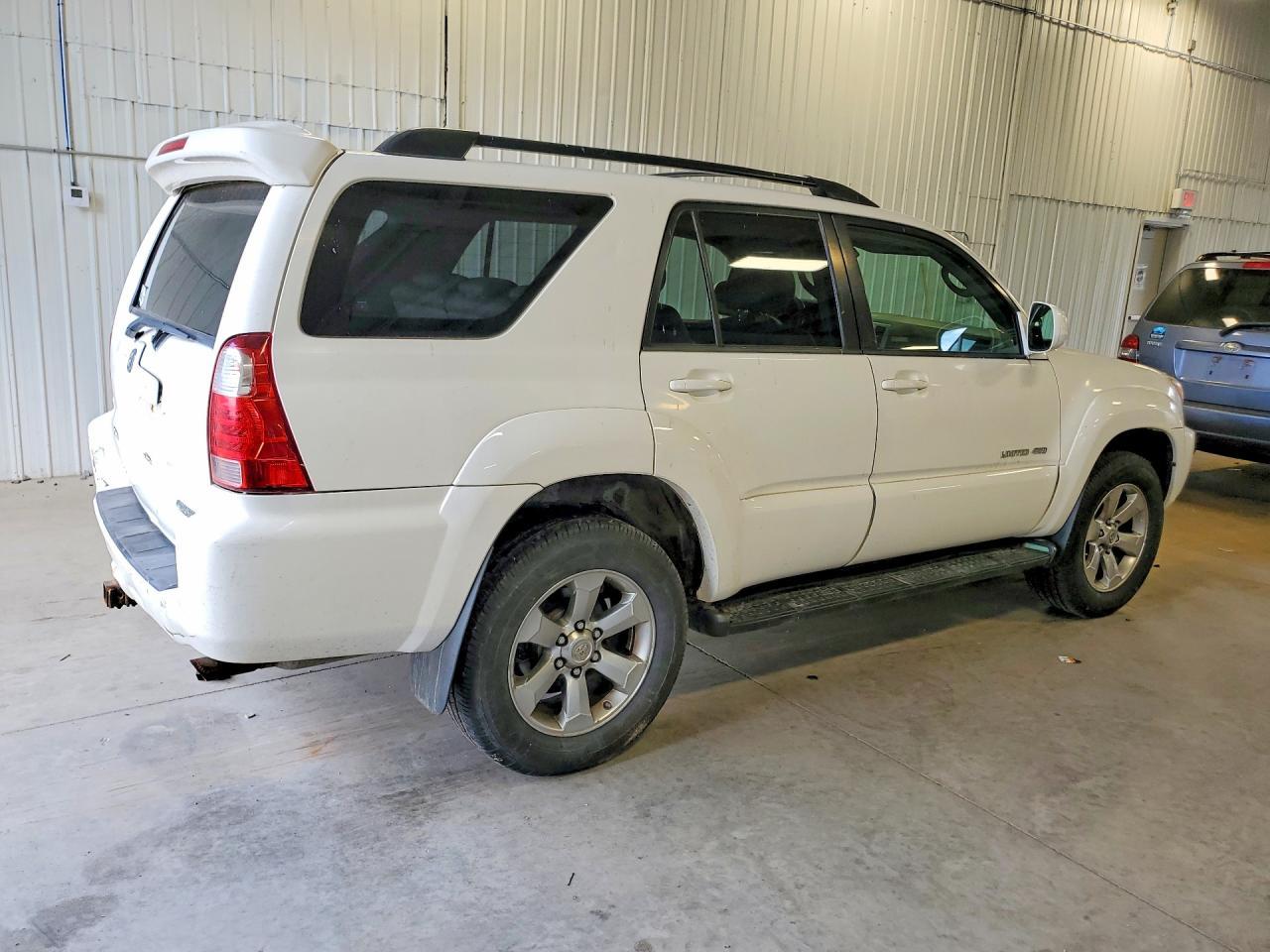 2006 Toyota 4Runner Limited - Image 3