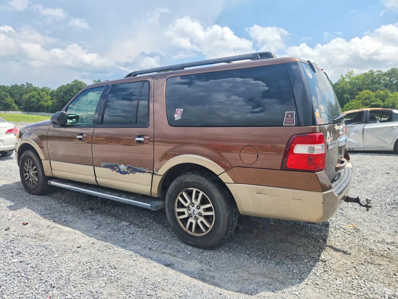 2011 Ford Expedition El Xlt - Фото 2