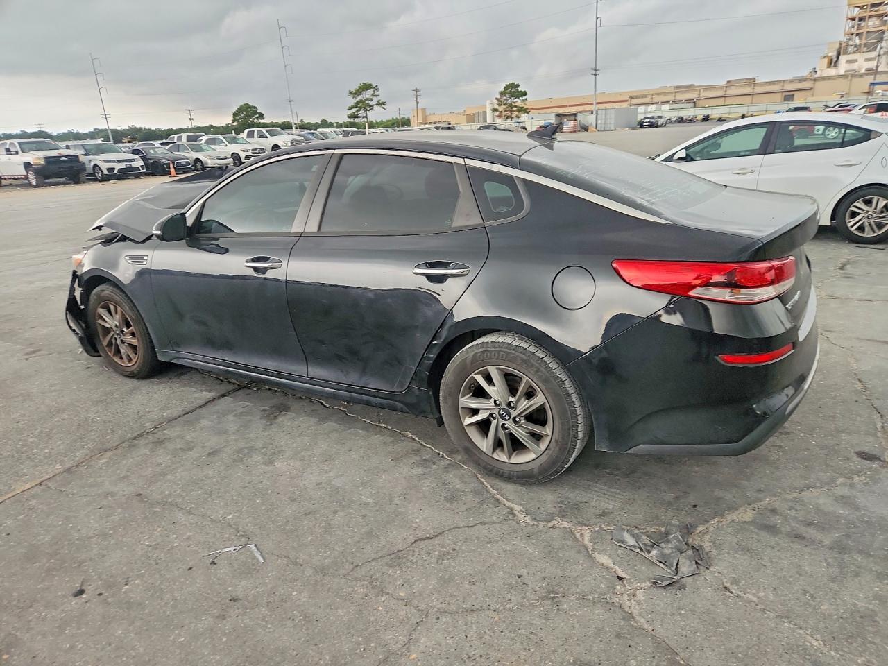 2019 Kia Optima Lx - Фото 2
