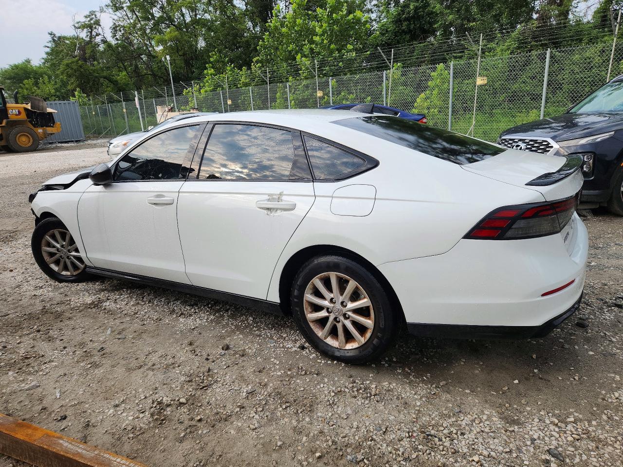 2024 Honda Accord Hybrid Sport-L - Image 2
