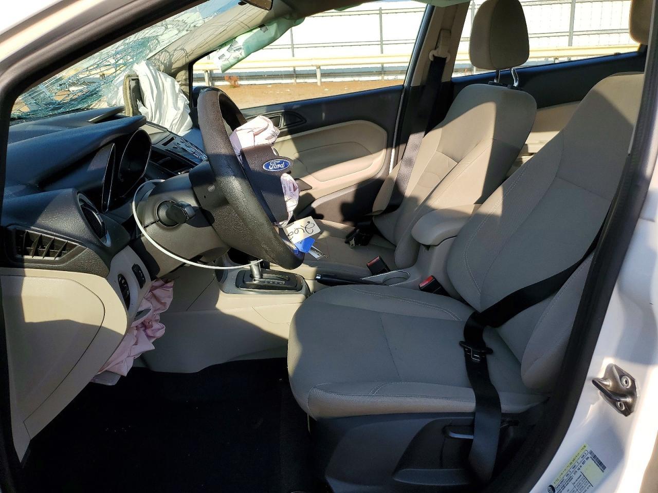 2019 Ford Fiesta Se - Image 7