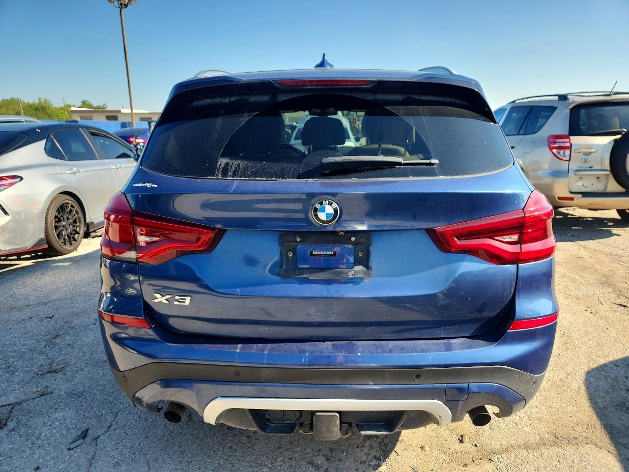 2021 BMW X3 xDrive30E - Фото 6
