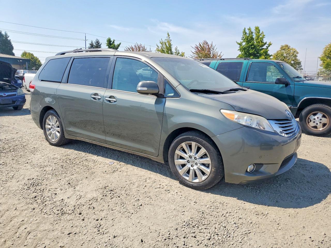 2013 Toyota Sienna Limited 7-Passenger - Фото 4