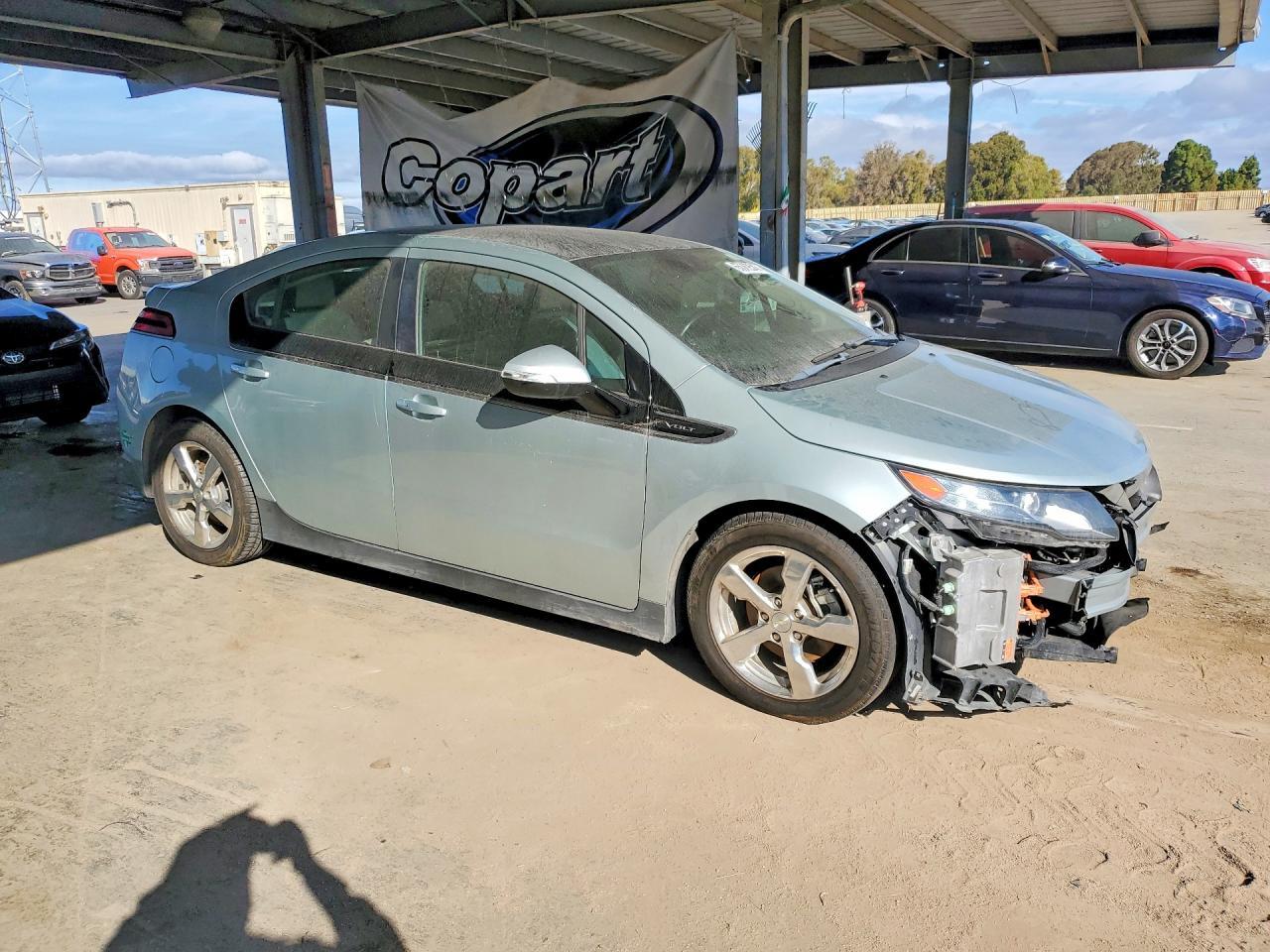 2012 Chevrolet Volt - Image 4
