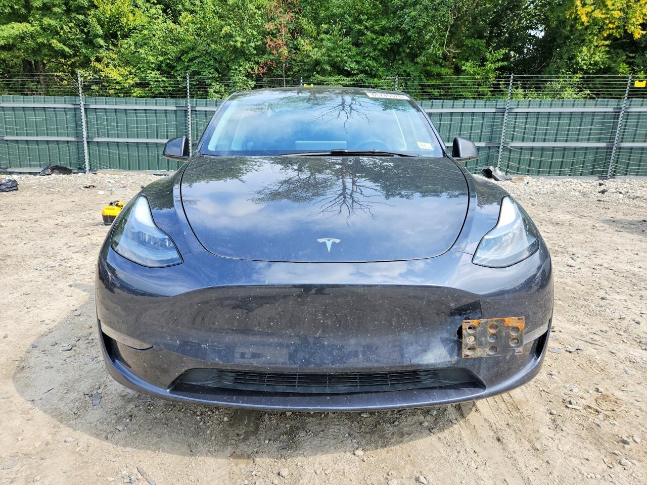 2024 Tesla Model Y - Фото 5