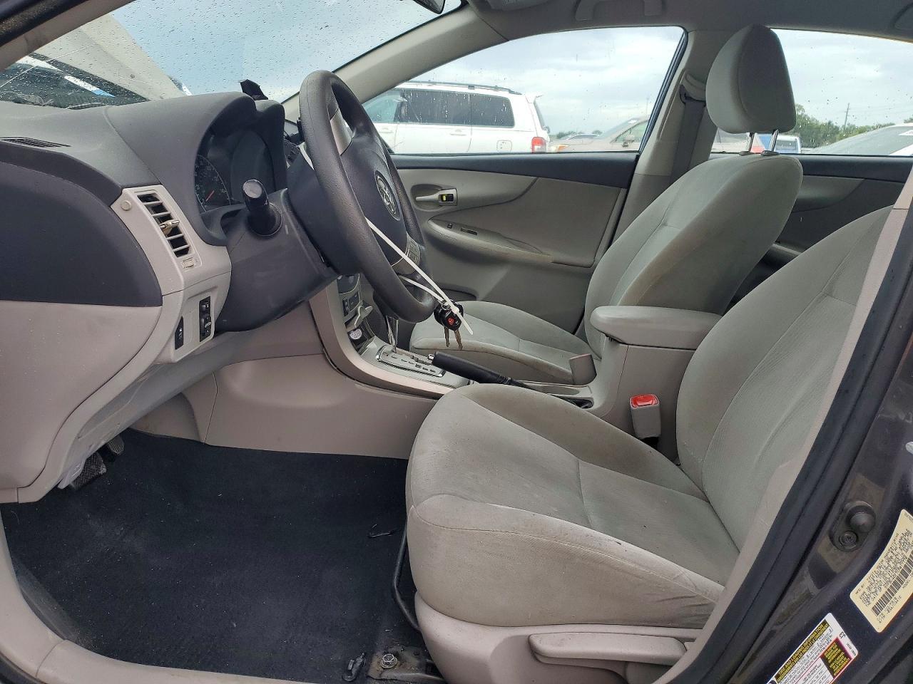 2012 Toyota Corolla Le - Фото 7