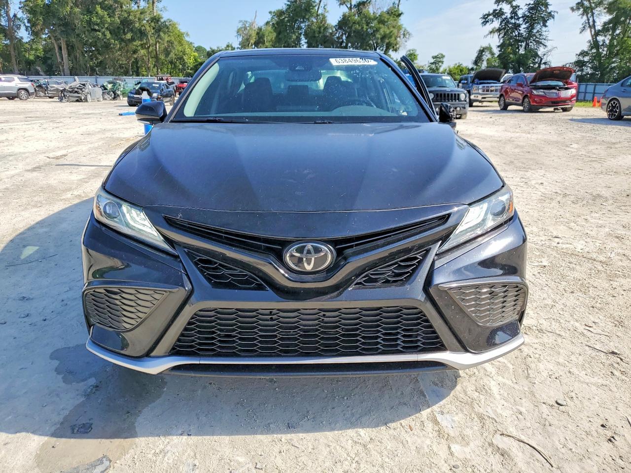2021 Toyota Camry Xse - Фото 5
