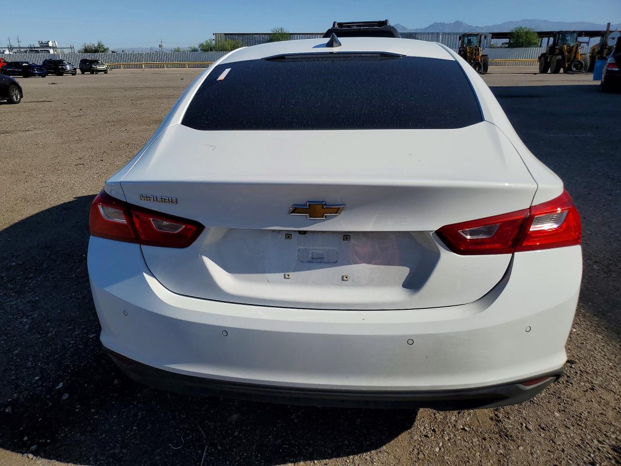 2023 Chevrolet Malibu Ls - Фото 6