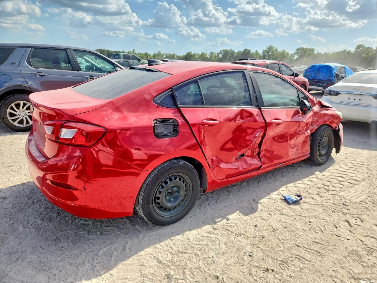 2019 Chevrolet Cruze - Image 3