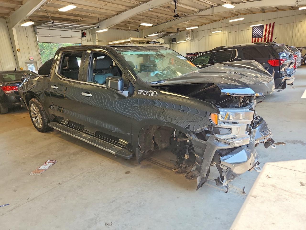 2019 Chevrolet Silverado K1500 High Country - Image 4