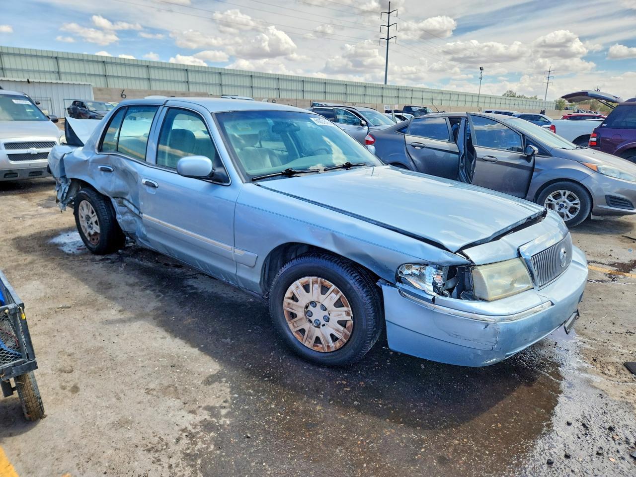 2004 Mercury Grand Marquis Gs - Image 4