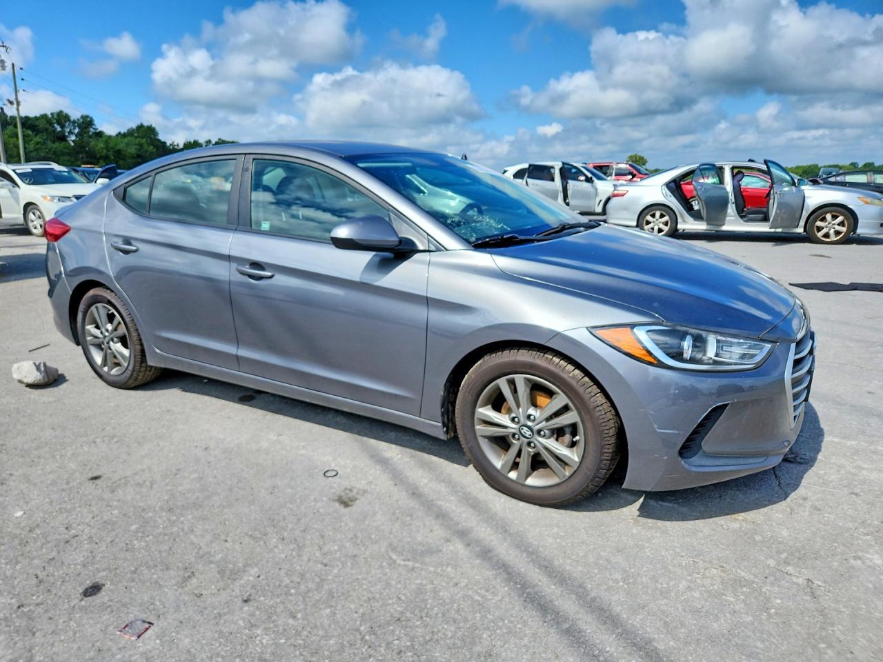 2018 Hyundai Elantra Sel - Image 4