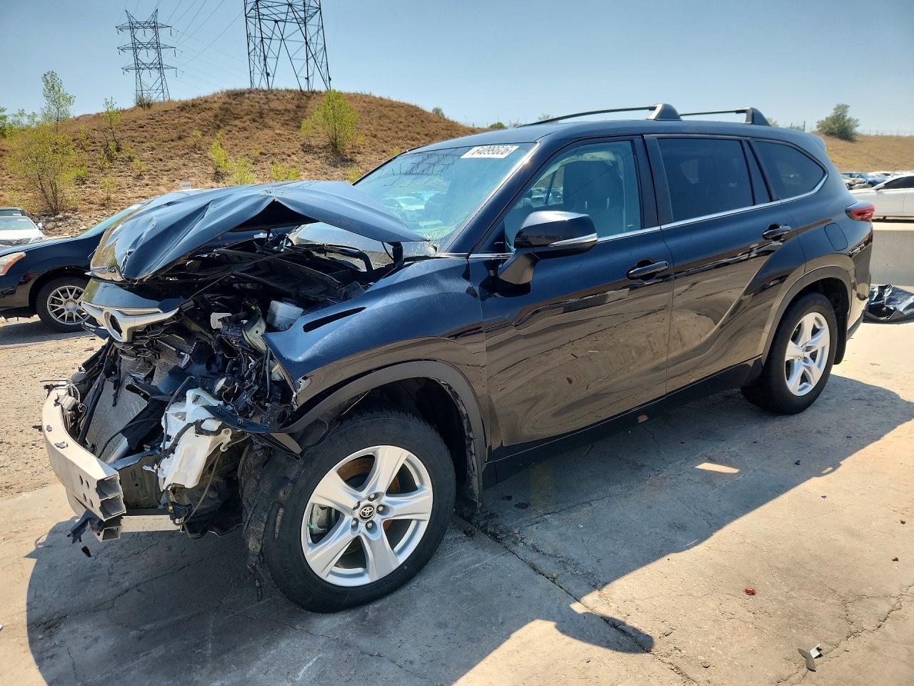 2023 Toyota Highlander Le