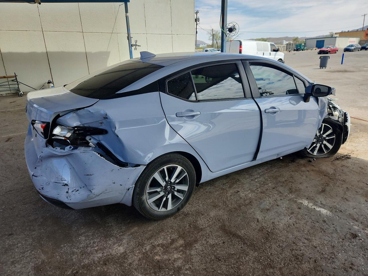 2025 Nissan Versa Sv - Фото 3