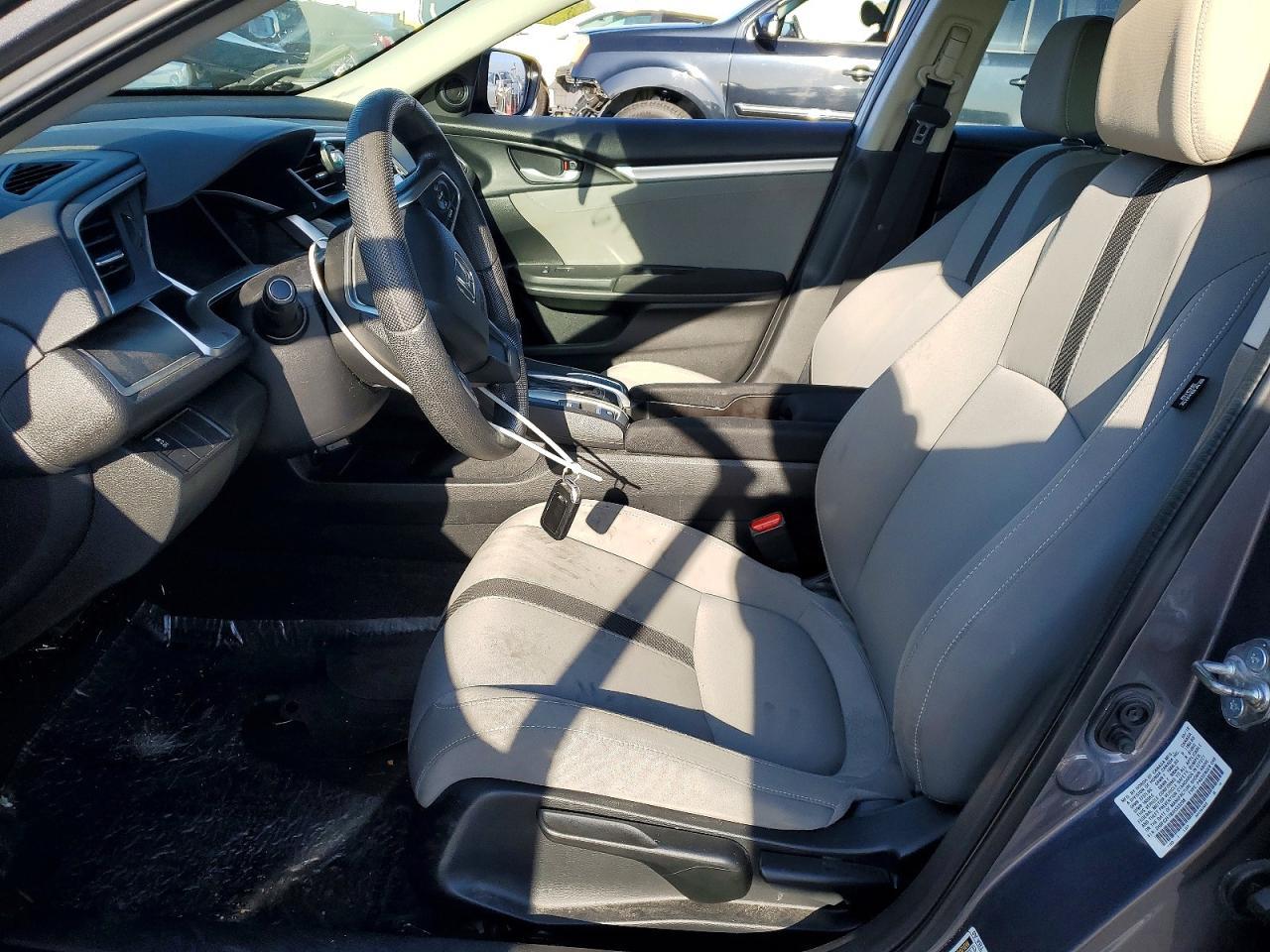 2018 Honda Civic Ex - Image 7