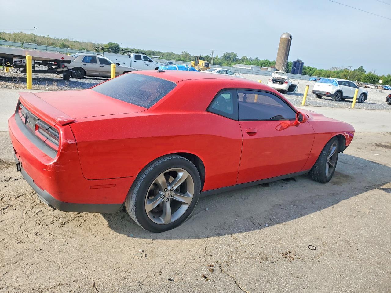 2015 Dodge Challenger Sxt - Image 3