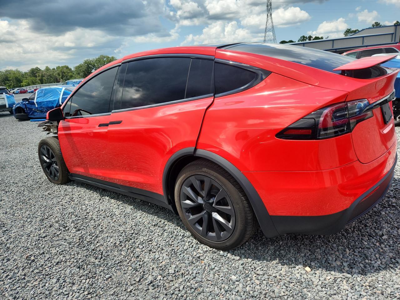 2024 Tesla Model X - Фото 2